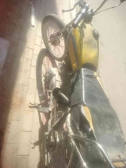 دراجة أربعة كير لبرغي طاك مال صالنصة ويرادلهة دوسة مال رجل ويراد شوتة سعر 160مكان
كربلة تصل ***********
***********
