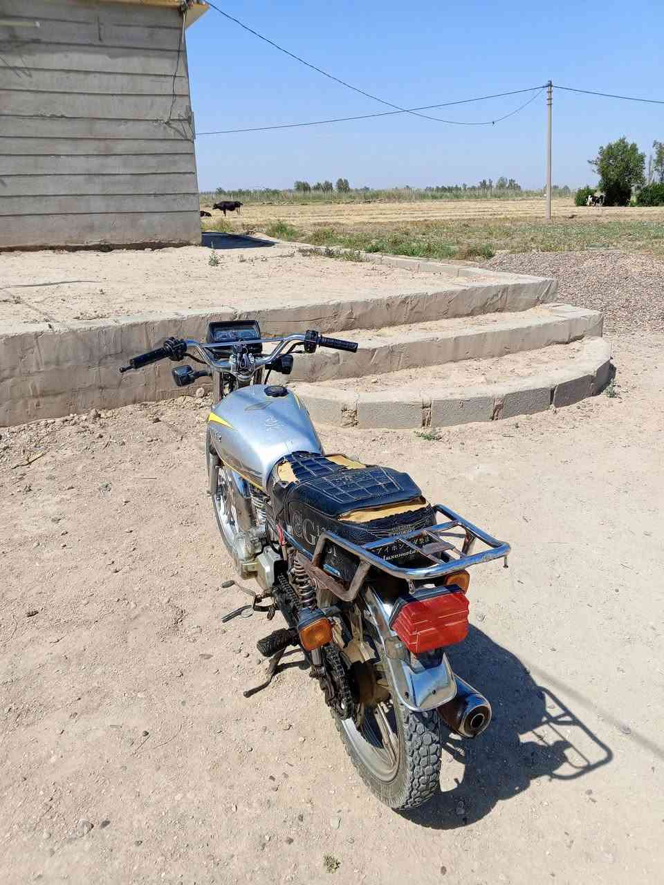 سلام عليكم دراجه سفانه مديل 24
مكفوله كفاله  سعر تصال عل رقم ***********
