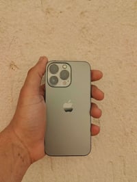 ١٣ برو • ٢٥٦ • بطارية ٨٥