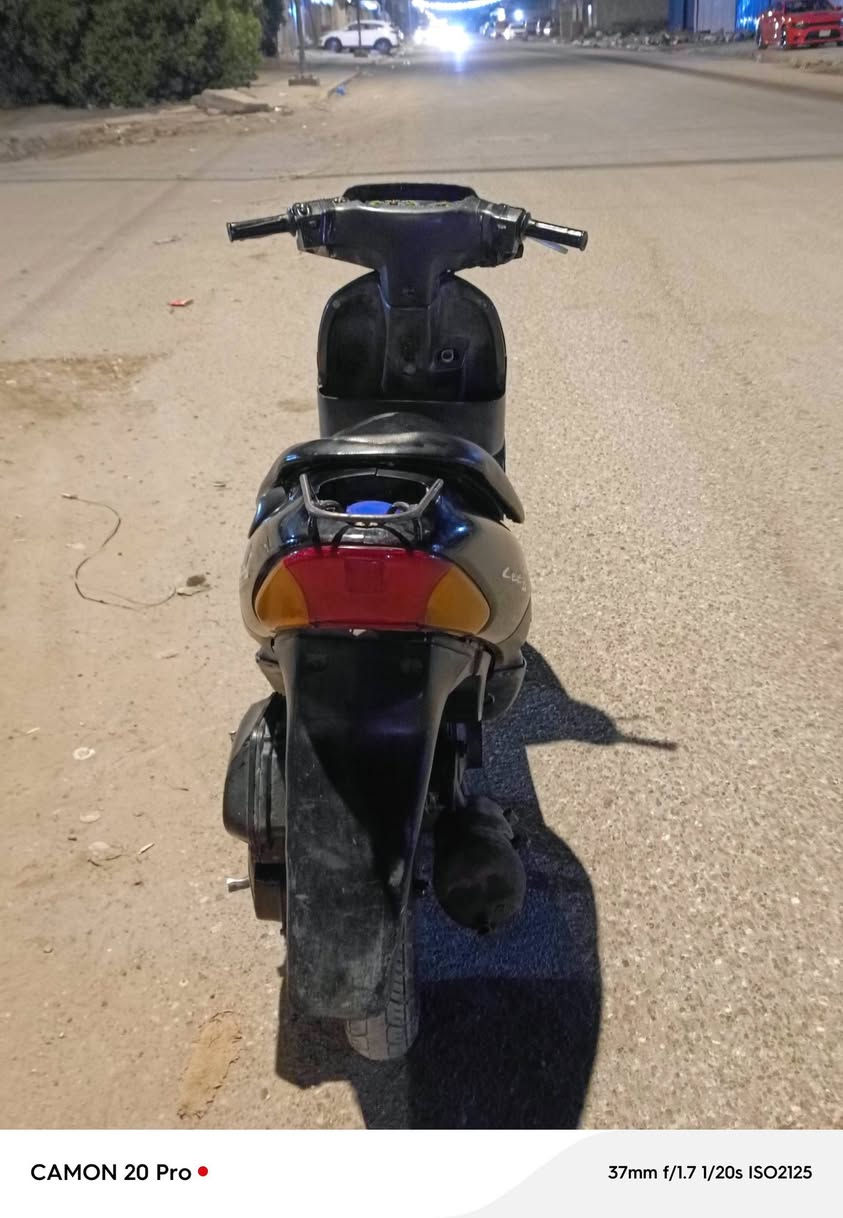 السلام عليكم دراجه ساسوكي ياباني سرعه ٦٠للبيع الدراجه تخبل شلعه ومعدل تعليك مكينه خرس ابلاد ممفتوحه كهربائياته كله شغاله نكره  وهندر بكل وكت نقصه بس جوزه الينو سويج ضايع الله شاعد مكاني حي ور 
بي بس واتساب ***********
