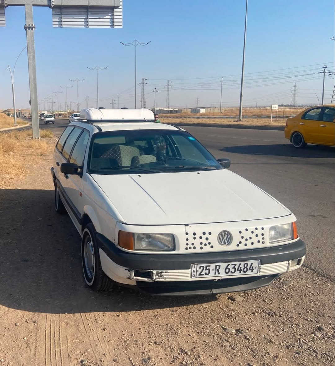 سلام عليكم
سيارة للبيع 🚘 
نوع السيارة :باسات 
موديل:1991
  محرك:نص عمر 
 تايرات:جدد4 
قفل مركزي كامل 🔒 
جامات :كهربائي 
تبريد ثلج ❄️ 
لايتات +بك لايتات شغال 
كامل 
نضافه :(100/95
دفتر بانزين كامل 
سنوية: ب اسمي +لحد 2031
 شرط التحويل
السعر :(33)
رقم الهاتف 📱 
***********
