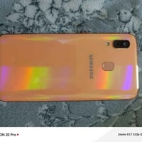 64 جيجا • رام 4 • شاشة مشروخة