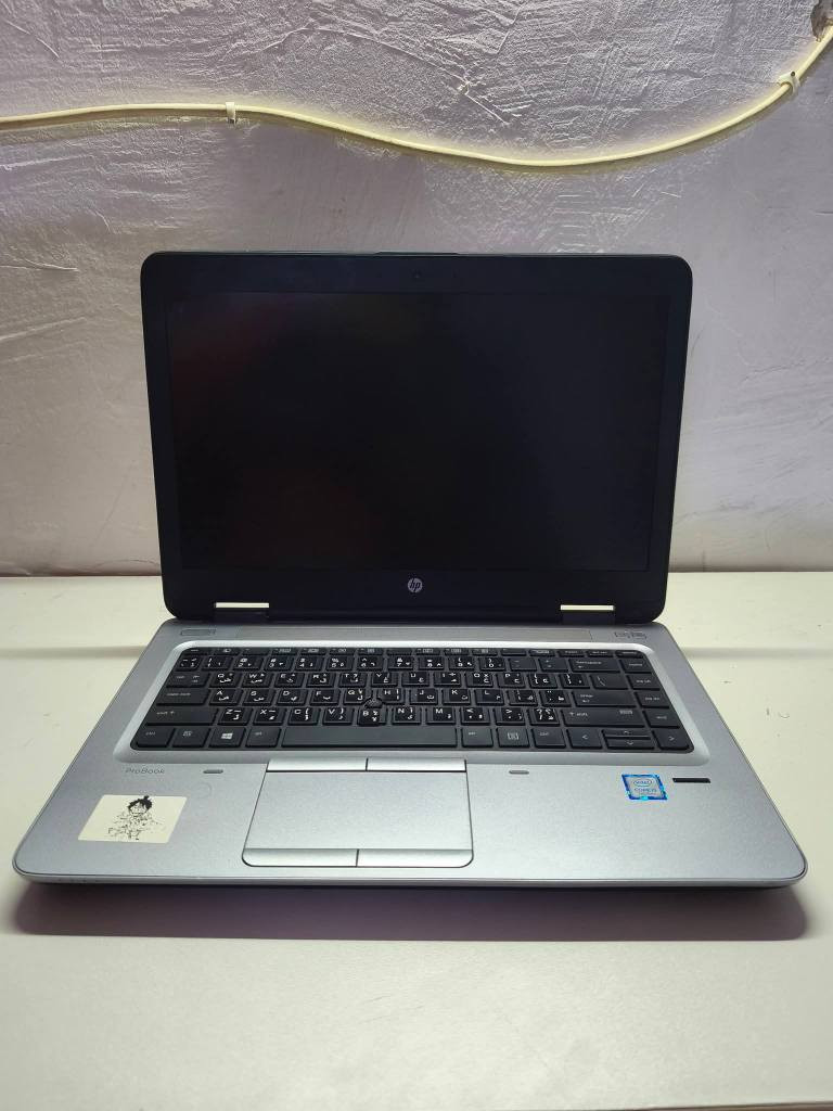 السلام عليكم،
عندي لابتوب HP ProBook 640 G3 للبيع، الجهاز نظيف جداً ومواصفاته ممتازة للدراسة، التصفح، والأعمال المكتبية،
✨ ملاحظات مهمة:
🔋 البطارية: جديدة (تم تبديلها بجديدة) وأداؤها ممتاز جداً.
الملحقات: شاحنة + ماوس مع الجهاز.
💻 المواصفات:
الموديل: HP ProBook 640 G3
المعالج: Intel Core i5-7200U (الجيل السابع) @ 2.50GHz
الرام: 8GB DDR4
الهارد: SSD 256GB (سريع جداً في الإقلاع وفتح البرامج)
كارت الشاشة: Intel HD Graphics 620
النظام: Windows 10 Pro (مفعل وجاهز)
السعر: 235,000 دينار .
📍 المكان: بغداد
التواصل . *********** بغداد, العراق
