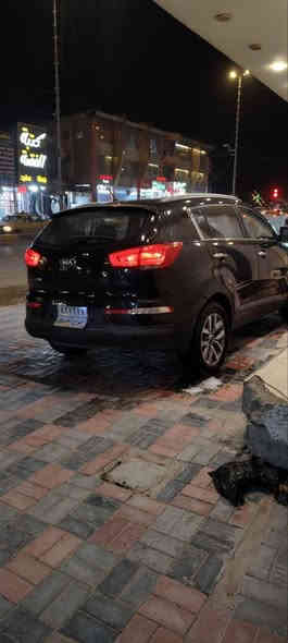 السلام عليكم 
سبورتج 2015 للبيع 
خليجي مكينه 2000 دوش 
فور ويل 
اشاير مري 
مري شفط 
بنوراما
قطعتين تبريد
تحكم ستيرن 
بلوتوث 
لد نهاري  
السياره بيه فقط باب صبغ بدون معجون 
السعر 137وبيها مجال 
للاستفسار***********
