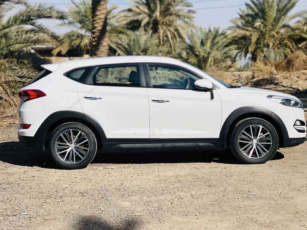 السلام عليكم اخوان
توسان2016خليجي رقم بغداد باسمي تحول ثاني يوم سياره حلوه ومناقصها شي عليها ادامه كامله 
***********
