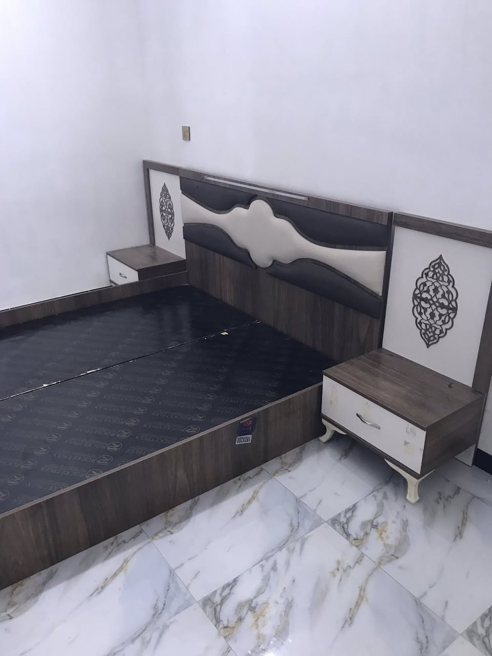 غرفه اخشاب للبيع السعر 200 الف


**إذا كنت صاحب هذا الإعلان وتريد حذفه لأي سبب، رجاءا أرسل رسالة إلى الدعم الفني**