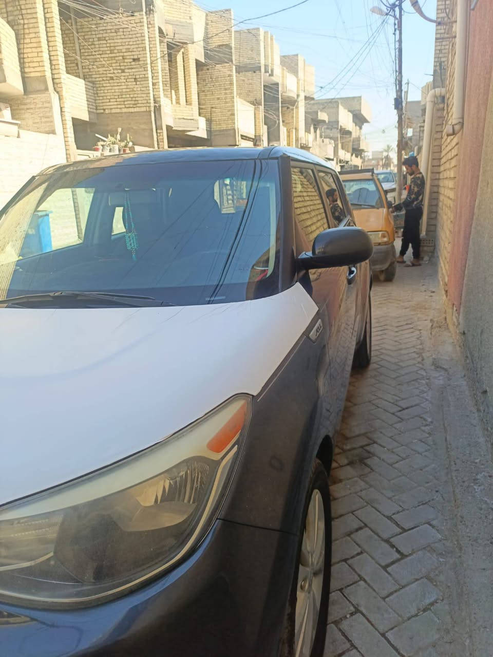 السلام عليكم كيا سول 2016 محرك 2000 جيتي أي سياره حادث جاملغ أيمن والقماره محولبه تبريد ثلج ⛄ تايرات نضيفه حداديه زينه سياره نضيفه فول مواصفات مكاني بغداد مدينه الصدر أم كبر مقابل79 السعر خاص  رقمي ***********
