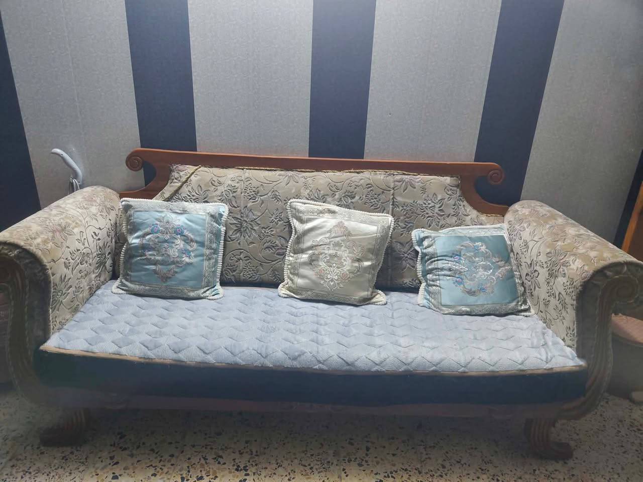 تخم لبيع السعر ٤٥٠ مكان بابل


**إذا كنت صاحب هذا الإعلان وتريد حذفه لأي سبب، رجاءا أرسل رسالة إلى الدعم الفني**