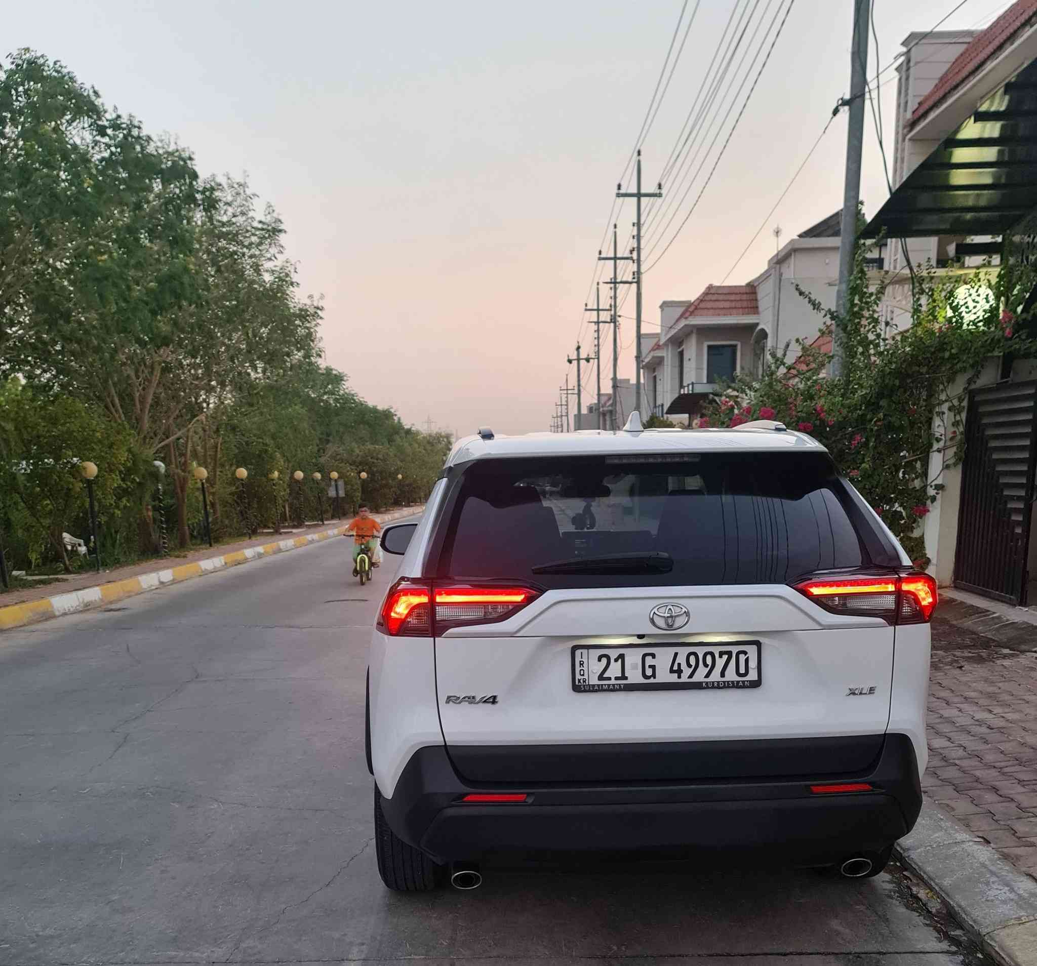 راف 4  موديل  24 XLE
ماشيه 40 الف كيلو متر  وارد كندي بانزين

الضرر نص جاملغ امامي صبغ بدون دواخل

السعر  267

***********
