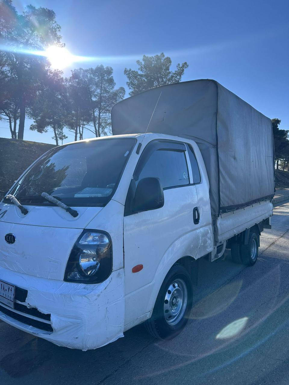 کیای‎ ٣٠٠٠ سۆپەر بؤ فڕۆشتن
‎مۆدێل ٢٠١١ بيلادی 
‎یەک بڕاوەیە و بڕاوەکەی بە شەرت ٢ دوگمەیە  
‎گێڕ و مەکینە و ئەکسل بەشەرتی نەکراوە مەکینە ٧ گێڕی 
‎سەیارەکە لە سلێمانیە
‎نرخی ٦٦ گەڵا و مەعامەلە
***********
