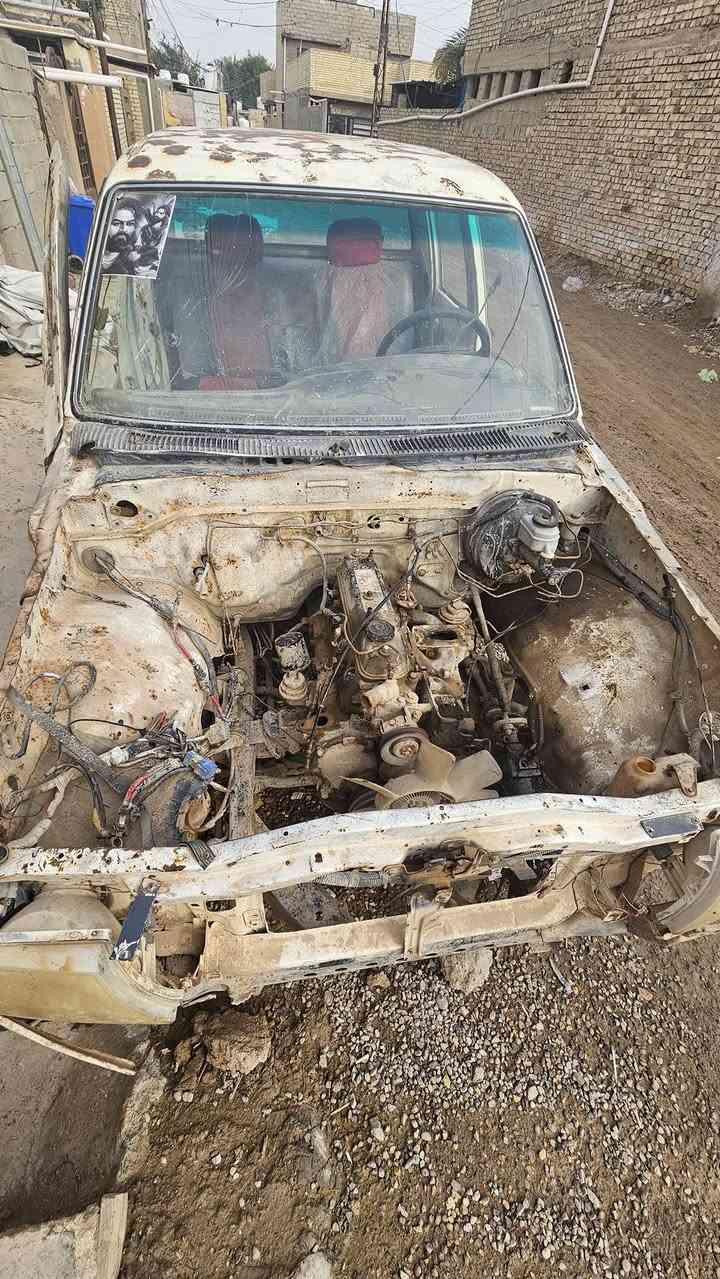 السلام عليكم سياره ع وضعيتهه ابيعهه
قماره وكسلات ومحرك ماعرف شبيه وشاصي شوفت عينك ابيعهه ع وضعهه كلهه بدون ارقام يعني تاخذ كوم حديد


**إذا كنت صاحب هذا الإعلان وتريد حذفه لأي سبب، رجاءا أرسل رسالة إلى الدعم الفني**