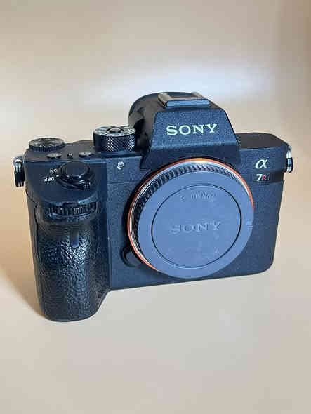 sony A7riii 
bo froshtn 
***********
