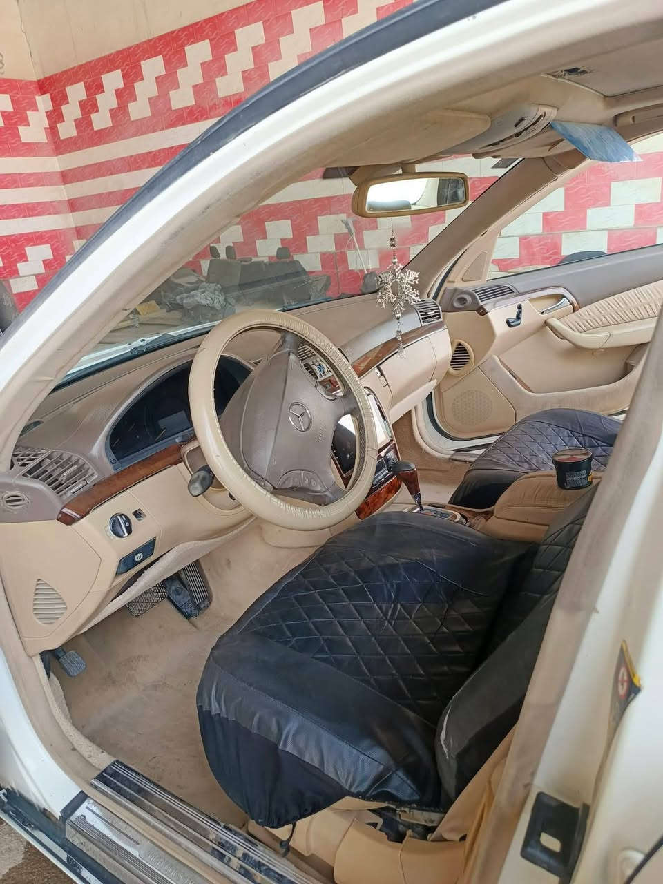 مرسدس غواص موديل ٢٠٠١
S 350

صبغ الشركة مامضروبة

السعر ١١٠ $

 مواصفات معروفة 
حولتها دبلات

رقم انكليزي بسمي

مكانها بالناصرية

***********

موجود اتصال وواتساب
