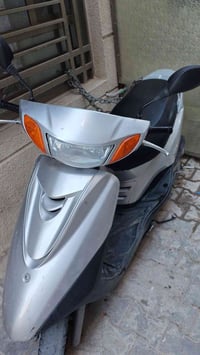 بريز  اكزز 140  مكينة بلادية  كل شي شغال ما بيها اي نقص  مكان الدراجة ...