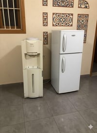 ثلاجة وسط • براد ماي • مستعملة