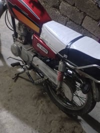 موطور 2019 • ٩٩٩٩٩كم • نظيف