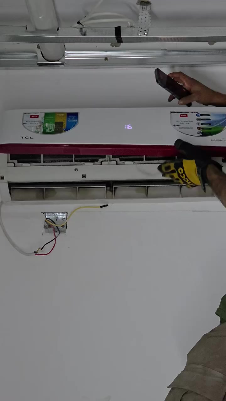 عرض نصب سبلت واحد طن ٣اوعشرين الف[ ٢٣]
طن ونص ٣٠
طنين٤٠
تنضيف البالكون ٤٠ 
تقديم محجر ٢٥ 
شحن الغاز  .حسب الكيج 
شد مروحه  سقفيه ١٠
شد ستاءر  صغيره ٧ كبيره ١٥
شد نقاط كهرباء ١٠
اضافه نقطه  ١٢
     العمل فقط في بسمايه هذا رقمي  واتساب فيس موجود (***********)
