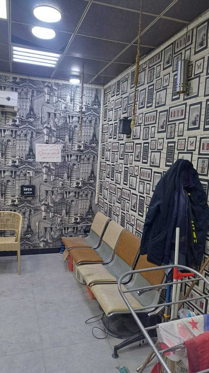 محل حلاقه لبيع كامل متكامل لبيع موقع يخبل بس سبب سفر ابيعه تنومه شط عرب /***********
