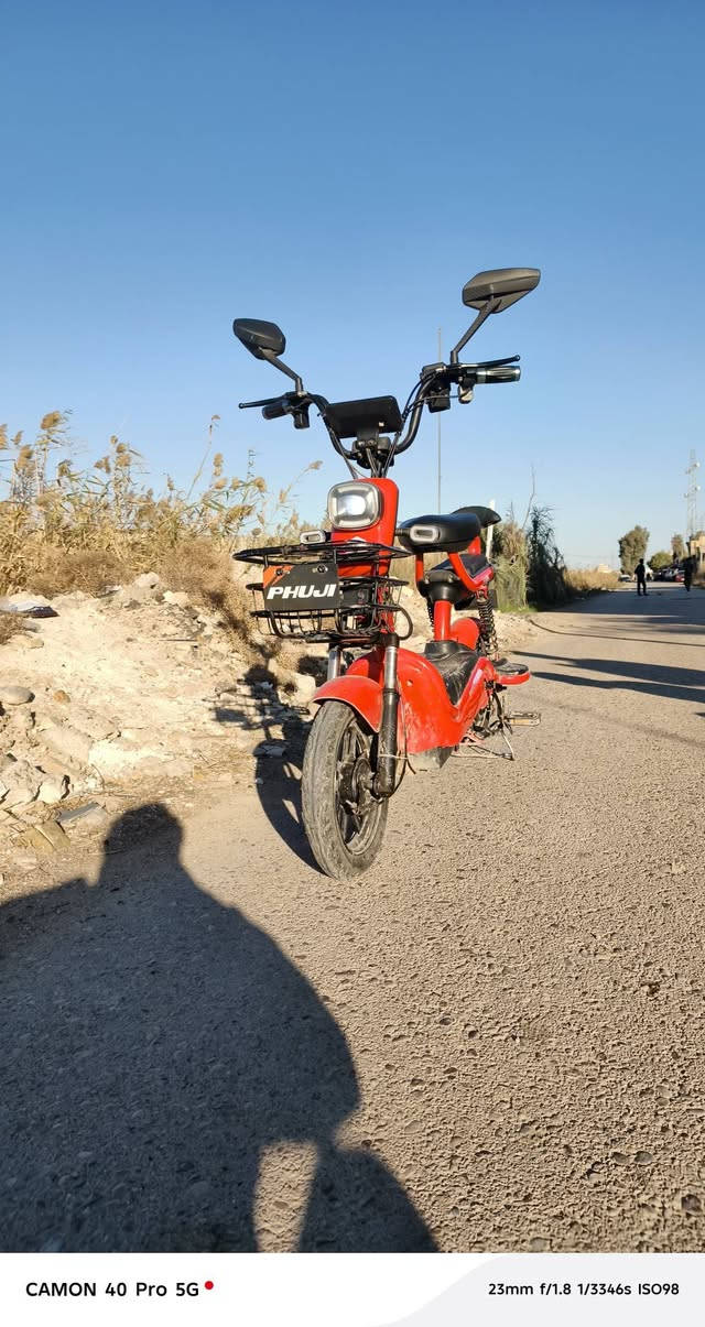 دراجه شحن فوجي حجم 14موديل 2025
4بطاريات سستم صوت مرايات زوج مكفولة جديده زيرو السعر كارت وسويج شغال قفل تاير مكفولة 275وبي مجال حك الجيه  بغداد الحسينية مقابيل مرور الحسينية لونها مميز أحمر طماطي ‏‪***********‬‏ متواجد فيس ومازنجر
