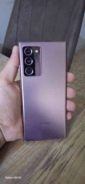 السلام عليكم شباب نوت ٢٠ الترا ذاكرة ٢٥٦ جهاز نظيف ٩٨% جهاز مكفول ماداخل تصليح جهاز بي ميزة حلوة تسجيل مكالمات اصلي  بس ملحقاته ماعندي من اشتريته هيج السعر ٤٠٠ وبي مجال شي قليل رقم الهاتف ***********
