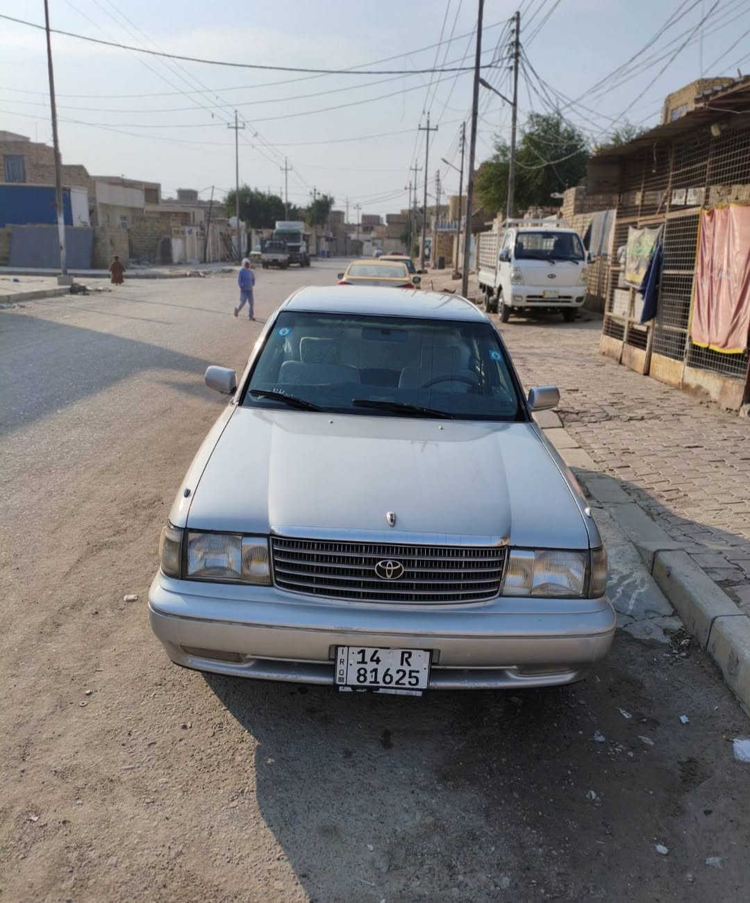 السلام عليكم ورحمه الله وبركاته أرنب طويل موديل 1992 ايسر بلاد رقم بصرة انكليزي مشروع وطني سنويه لل27 هزة جديدة بأسمي 
مصبوغ عام للجمالية الباقي كفالة من الگص والنقل والأصوليات  كير مكينه 3000 تخم تاير ، حدادية ،تبريد كهربائيات جدد مكان السيارة ميسان /العمارة 
السعر 77 وبيها مجال
رقم الهاتف 
   *********** عمارة, ميسان
