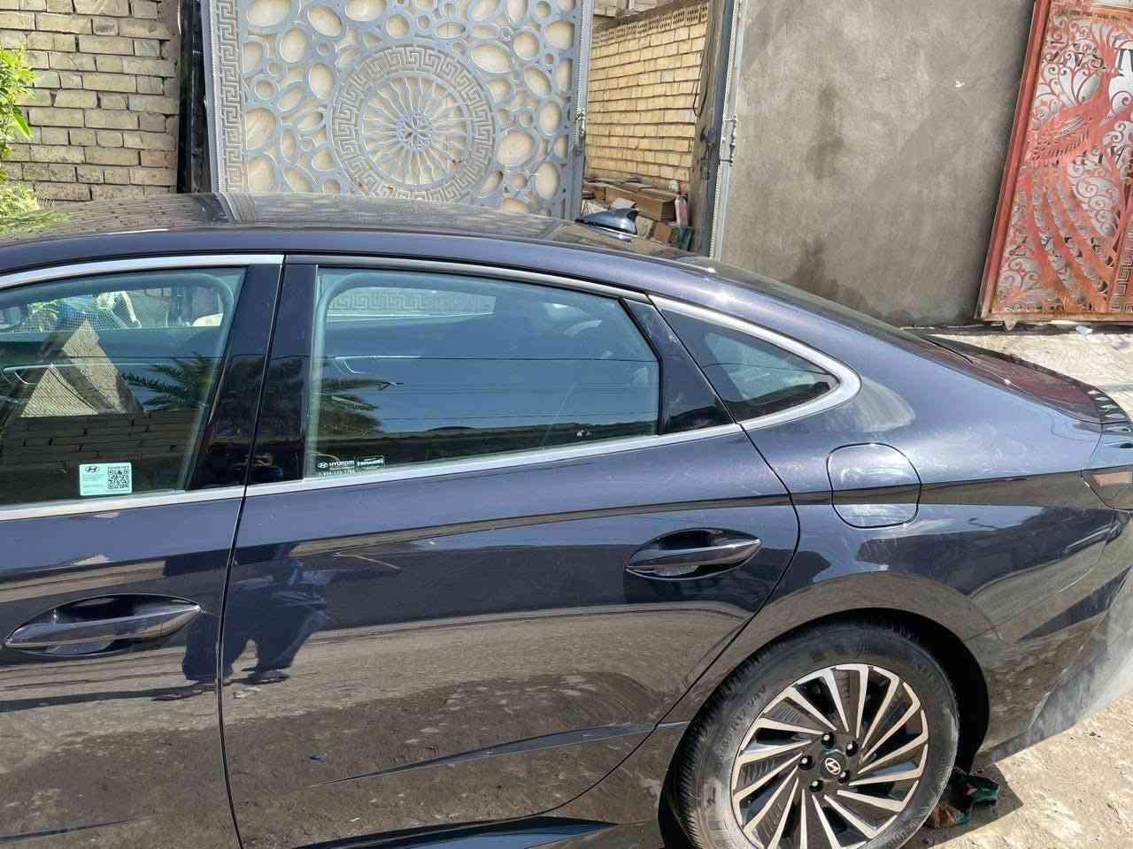 السلام عليكم ...
هيونداي سوناتا هايبرد 2024 للبيع.رقم بغداد

ماشية  38
الف كيلو متر 

مواصفات السيارة

رادار امامي

رادار خلفي 

تحديد مسار 

نقط عمياء 

شحن واير لس

نظام تتبع 

قيادة ذاتية

نظام تراكشن

تبريد لمس منفصل السائق عن

 العبري

 كشنات كهرباء

جنطة ذكية

نظام بلولنك اللي يفتح بالتطبيق على الموبايل

تدفئة كشن السايق و العبري 

قطعتين تبريد

السيارة جديدة كلش وحادثها موضح ب الصور كلش خفيف جاملغ واصلح نفسة بدون فتح

 

رقم بغداد

للأستفسار أكثر:  ***********

صور الحادث مرفقات 

سياره جديدة بالعافية الي ياخذها
