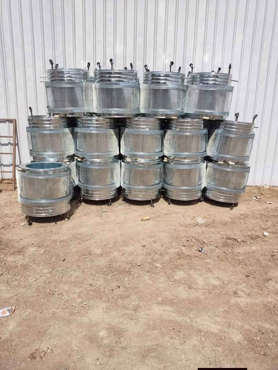 على بركه الله تعلن إنشائية ابو محمد اليساري 
عن وصول تنور ايراني حجم الكبير وحجم الوسط
والاسعار مناسبه أتصل على الرقم الاتي👇👇
                           ***********     
                      ***********
🚛 🚚 يوجد توصيل إلى جميع محافظات العراق . 
العنوان👇👇
بابل محاويل حمزاوي طريق حلة بغداد
 قرب مدرسة عمان الابتدائيه
