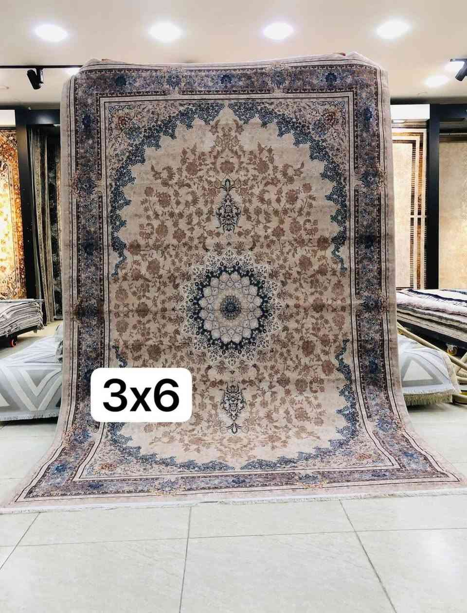 في روائع المنزل للمفروشات يندمج الذوق الرفيع مع التصاميم الحديثة ⚡️❤️
أحدث المفروشات الموجودة حصرياً في تركيا نوفرها الكم بأجمل الموديلات😍

موديلات تركية حديثة من ماركة بريلانت التركية 
توفرت بكافه القياسات 
400*300 
350*250 
300*200 
300*500
300*600
 150*230 بيضوي
100*150 بيضوي
الظهر جلد أصلي مانع انزلاق ثابت غير قابل للتزحلق 
والوجه مخمل ملمس حرير كوالتي جداً عالي 
ضمان الغسل 3 سنوات ⚡️✅

التوصيل لكافة محافظات العراق
للحجز والاستفسار اكثر مراسلة الصفحة ✅ @llmfrwsht_rwylmnzl  #***********
