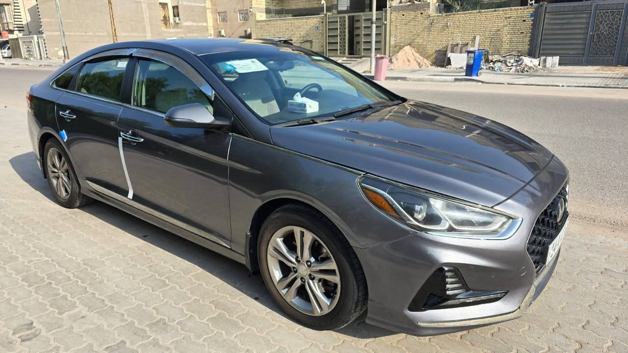 السلام عليكم
سوناتا 2019 //وارد امريكي حادث بسيط /صور الحادث مرفقة بالمنشور 
محرك gdi  2400  ماشيه 75 
 وقابل للزياده محرك كير بحاله جدا ممتازه السياره فول مواصفات عدا التنته
تشغيل بصمه 
البيبان فتح بصمه 
شاشه كبيره 
كامره
مثبت سرعه 
كشن كهربائي 
تحكم ستيرن 
تبريد مقاعد
نقطه عميا
فتح الجنطه ذكي
اشارة مري
تبريد تدفئه كشن
تبريد خلفي
التبريد والتدفئه بحالة الشركه
شحن لاسلكي 
رادار جانبي

تخم تاير جديد 
باتري جديد 
الحداديه جديده

السعر 135
بصره ياسين خريبط، 
للاستفسار اتصل على الرقم
***********
