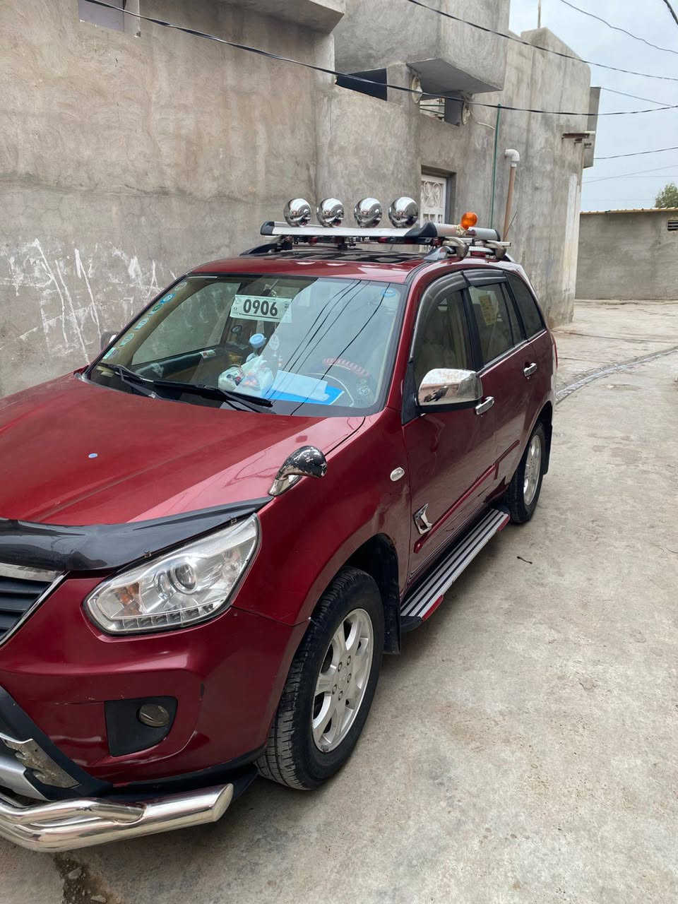 السلام عليكم شيري تيكو ٢٠١٣ السياره نضيفه كلش محرك محور تحوير مضبوط كورلا السياره كلش حلوه ومتعوي عليها مال جاي صارلها ٥ سنوات على ايد وحده عليها كومه كماليات واضائات السياره كلشي مناقصها كير مكينه تبريد تدفئه كهرباىيات  كله شغال بشرط عارضها ب ٦٨ وبيها مجال كلش بسيط مكانها ديالى جلولاء وباسمي السياره تحويل ثاني يوم 
متواجد رقم وانترنيت 
*********** خناقين, ديالى
