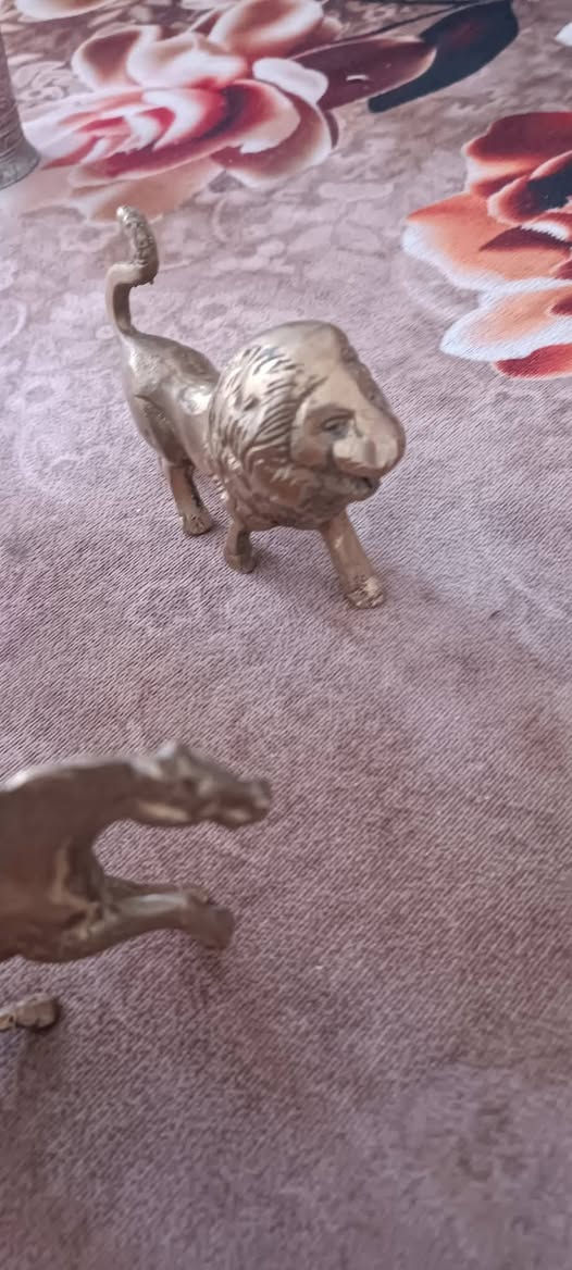 انتيكات   للبيع. قطع اصلية  ثقيلة وراقية للبيع قيم وانطي سعرك وتدلل وتوصيل موجود


**إذا كنت صاحب هذا الإعلان وتريد حذفه لأي سبب، رجاءا أرسل رسالة إلى الدعم الفني**