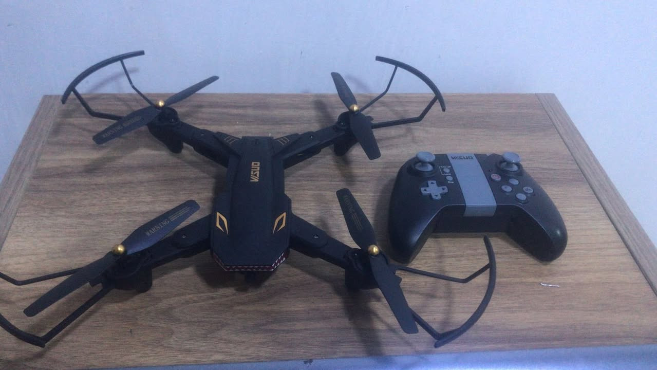 للبيع السعر ٤٠ الف قفل كامره تربط على تلفون دقه 740 مدى ٥٠٠ مستعمل قليل فقط مع جميع ملحقاتها دبل بطاريه مكاني البصره القبله ***********
