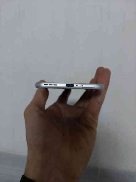 📱 enfnix hot 60 pro plus✅

تەنکترین و جوانترین مۆبایل

نرخ ١٨٠ هەزار قفل

📦کامل ئەشیا زۆر پاک 

💾 ڕام 16 و 256 گێگا 

📲شاشەی سوپەر ئەمۆلیدو 144هێرتز

💳 2سیم و ئیسیم 

🔋پاتری  5160 و 45وات

📸 50 میگاپێکسل 📷زۆر ناوازە و فول AI

ip 65 دژە ئاو 

📞 ***********  viber دخان
