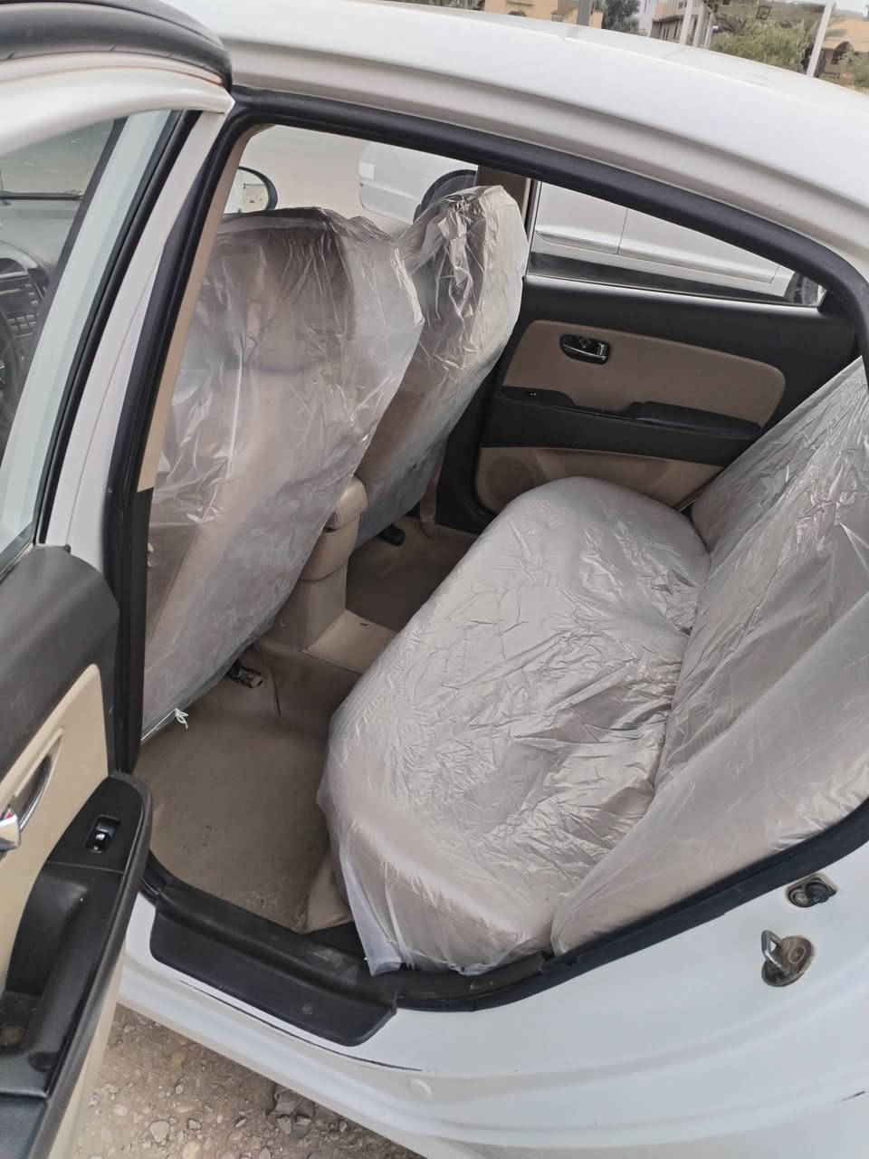 بسم الله الرحمن الرحيم
اللهم صل على محمد وآل محمد
النترا موديل 2011 كفاله عامه محرك كير من الضربه والصبغ تخم تاير حدايه ٤دسك باتري جديد سياره جاهزه السونار مرفق بلمنشور محرك 1600العنوان واسط النعمانيه  السعر 110 للاستفسار الاتصال على الرقم ***********
