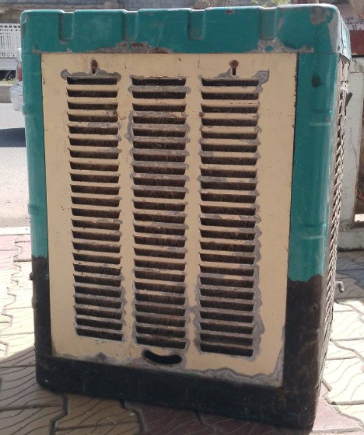 واحد ونص عالنظافة وعالفحص السعر 50 الف حي الجولان جامع ابو ايوب الانصاري ورشة الابرار ***********
