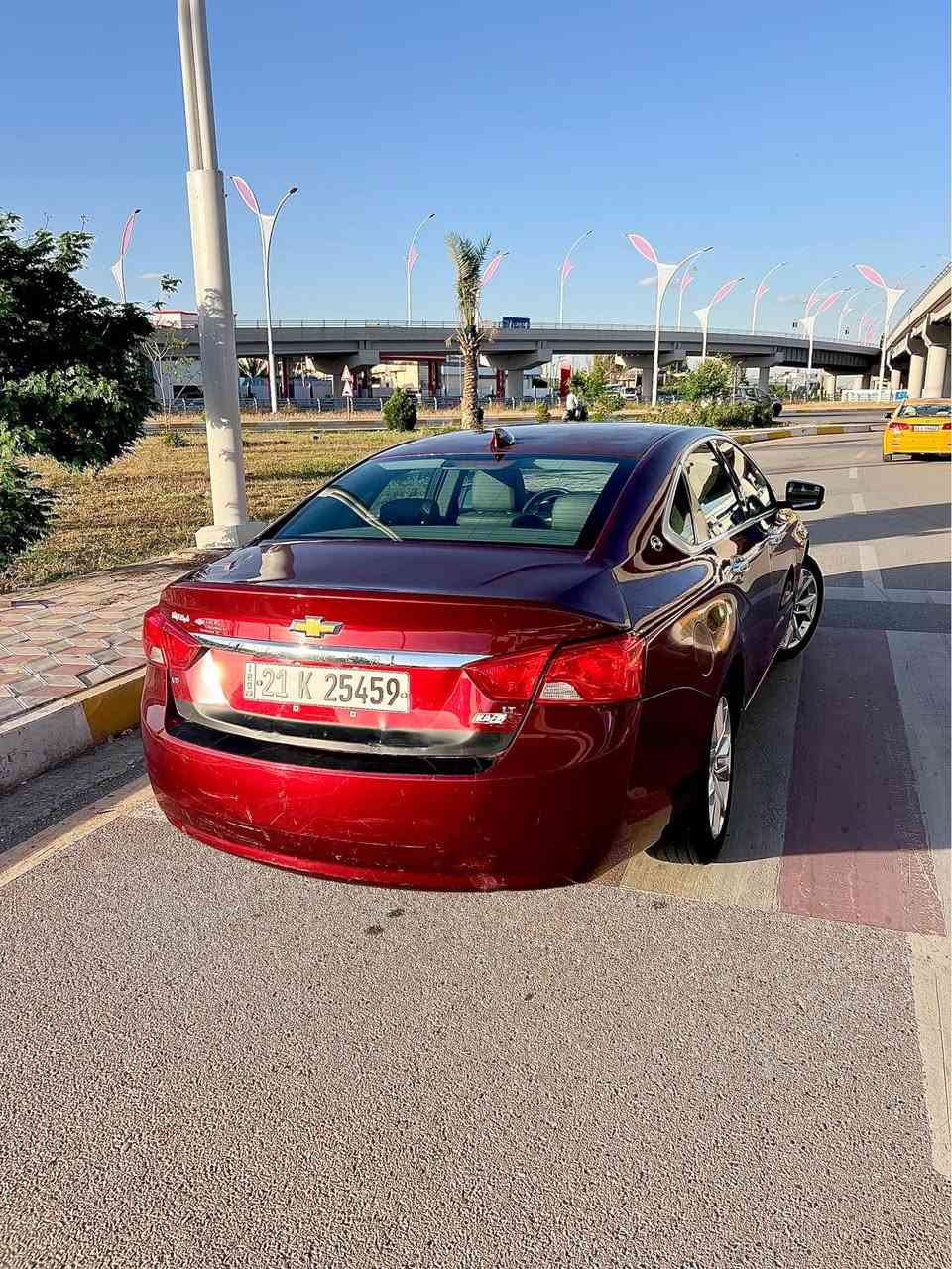 للبيع شفرليت امبالا LT موديل 2017 🚘🔥

سيارة مرتبة واستخدام شخصي .

🔹 المواصفات:
✅ محرك 6 سلندر 3600 
✅ شاشة قاصة 
✅كشنات جلد تحكم كهربائي كامل
✅ تحكم بالدركسون كامل
وباقي المواصفات معروفة  
حالة السيارة ممتازة جدا 
✅ تبريد ممتاز
✅ داخلية نظيفة جداً
✅ إطارات جديدة 🛞
🔹السيارة عليها إدامة كاملة 
حدادة إدامة مكينة كاملة طخم نوزلات جديد وجميع الكهربائيات شغالة وبحالة جيدة 
🔹المكينة بستم أكاديا المرغوب 

🔹 :حادث السيارة باب صبغ وجاملغ امامي تعديل بارد فقط ، بدون دواخل .

⚠️ فقط بيها مشكلة بالتورباين، وسعر كير جديد ينزل من السعر 8 ورقات.

💰 السعر المطلوب: 118 ورقةالسعر قابل للتفاوض 
📩 للاستفسار *********** كركوك, العراق

