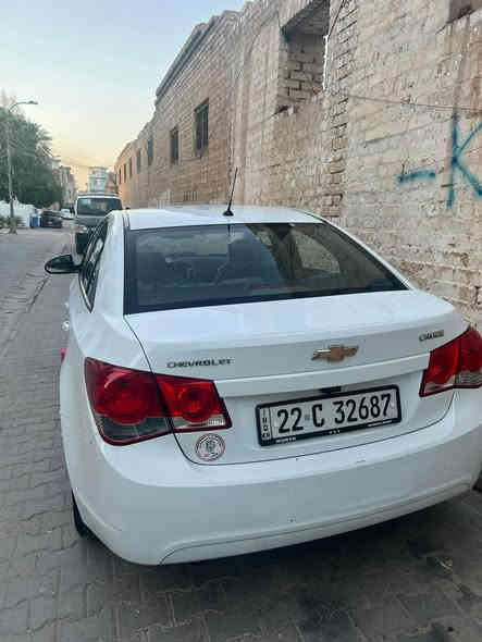 شوفر ليت كروز خليجي موديل 2012
مابيها نقص 
صدر كامل جديد 
كير جديد 
تخم تاير 
راديتر جديد 
مكينه تبديل كازكيت وصيانه كامله 
باتري جديد
كلشي بيها مبدل وبلادي 
مكينه 1600المرغوبه 
مكانها بغداد الاعظميه 
***********
السعر 82وبيها مجال بغداد
