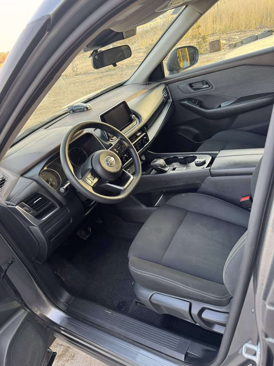 بسم الله //نيسان روج موديل 2023وارد امريكي ضرر بنيد مبدل ودعاميه والباقي مكفول من لغد مكينه 3سلندر سياره فور ويل تحكمات فول ماشيه 38سعر 155هاتف ***********
