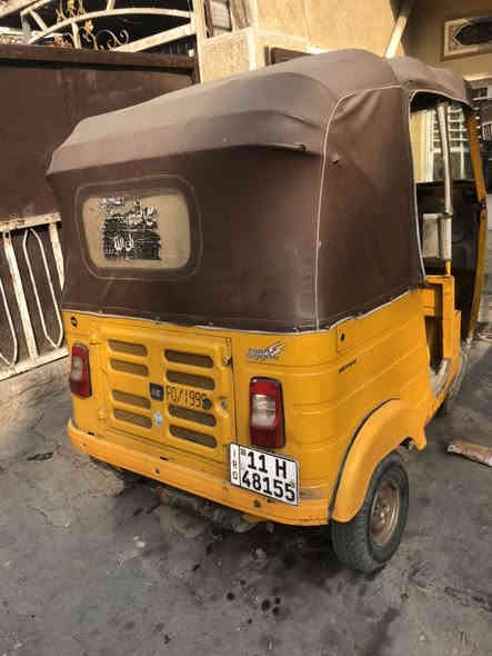 السلام عليكم تكتك موديل 19 رقم انكليزي بيهة خياسات ابيع كوم حديد التكتك باسمي السعر 4500 الرقم ***********
