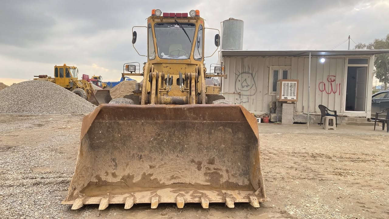 للبيع /حجم 70 / موديل 1982 /وقم انبار انكليزي مجدد لحد 2029 شفل جاهز للبيع مكانه نينوى تلعفر للاستفسار ***********/اسيا***********
