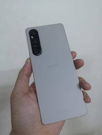 سوني اكسبيريا ون مارك 5  1v جهاز راقي جدا معروف المواصفات  معالج snapd...