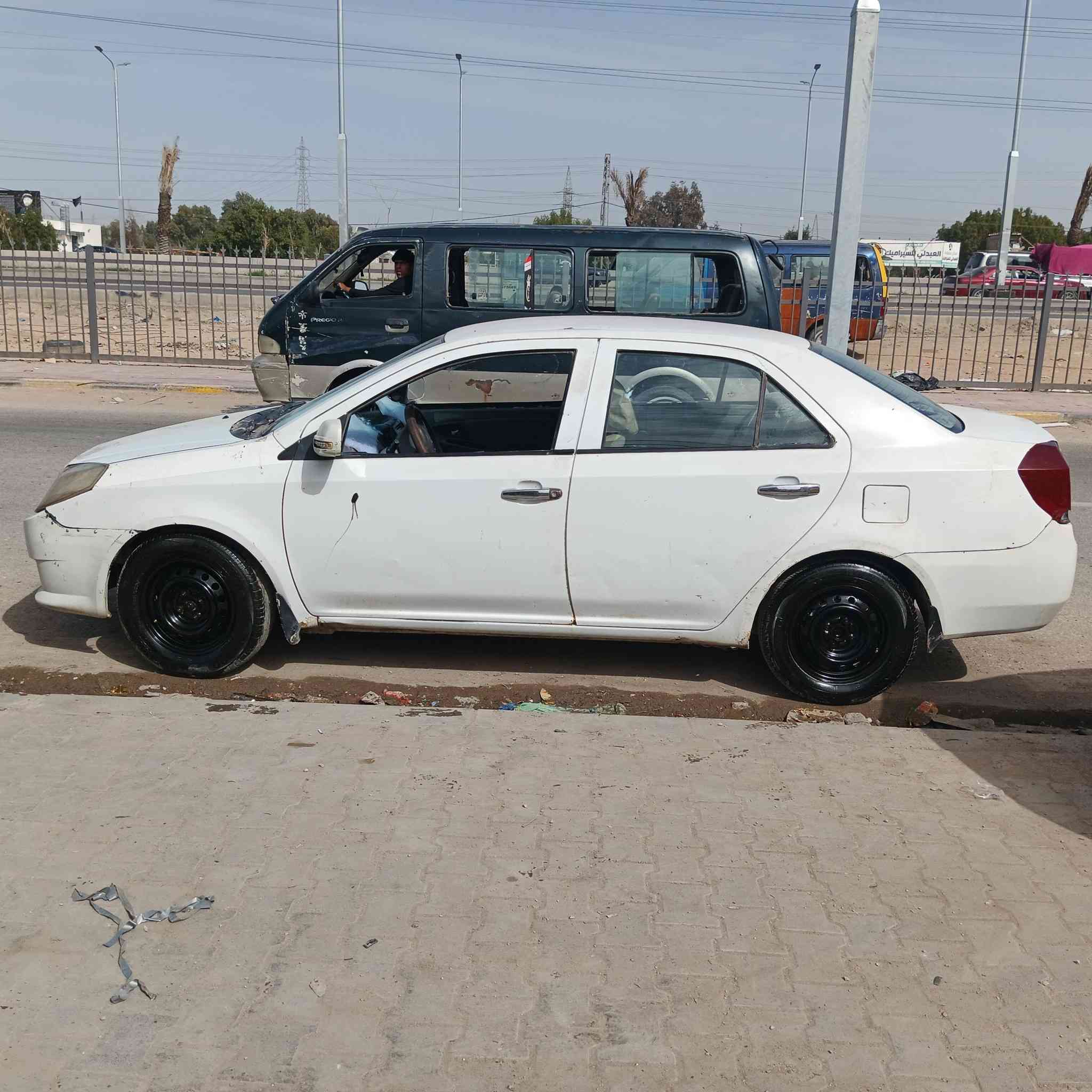 يا الله سياره اللبيع جيلي امكي سياره جديده كير ومكينه حداديه كهربيات المكان النجف   رقم ***********
