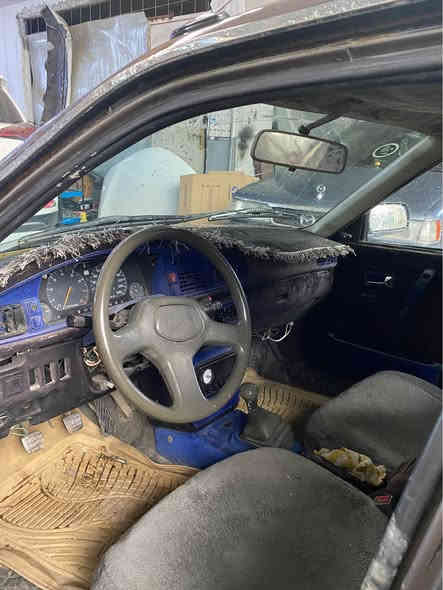 مازدا ١٢ و کابرێتەر حاسیبەی لەگەلە پاتری تازەیە تایەی تازەیە جوار جام کارەبا گەریمیوو کارەبای مەزبووتە مەکینەی بوخاری هەیە تۆزێ بێ تەقەو رەقەیە مالی دۆستە سعری ١٢ گەلایە لە سلیمانیم *********** السليمانية
