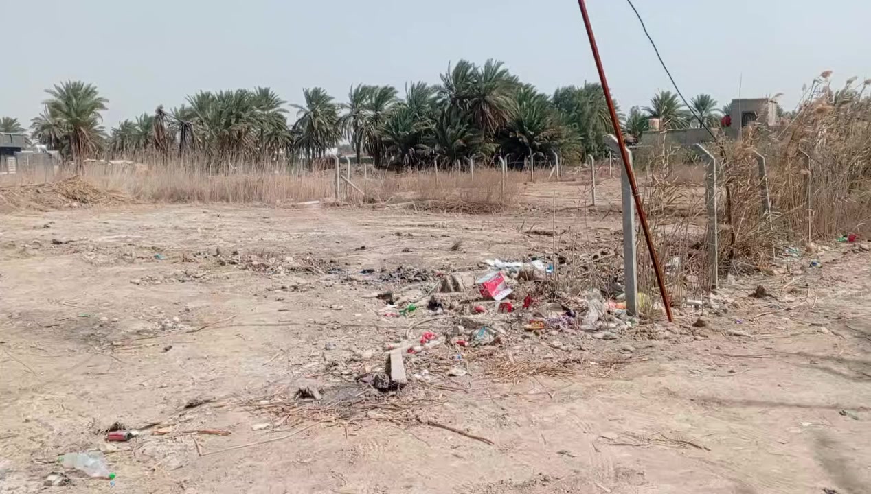 السلام عليكم قطعه ارض للبيع بل العلاك خلف محطة سند 25 طابو زراعي مساحه 500 متر  واجه 22 ونزال 23 ترهم قطعتين  شارع 7امتار
كافة الخدمات موجوده كهرباء فوكاها وساله
السعر مناسب 
اتصل او الوتساب  ***********
