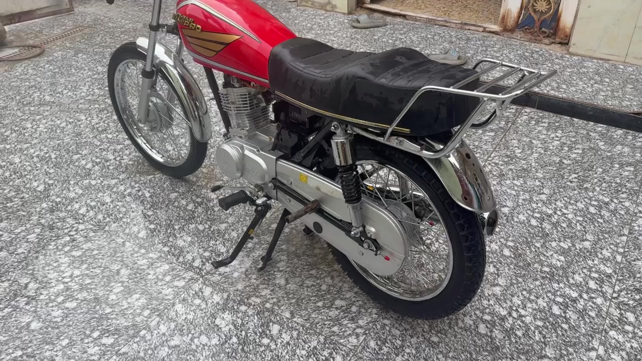 دراجه كلك كلك 650وبيه مجال


**إذا كنت صاحب هذا الإعلان وتريد حذفه لأي سبب، رجاءا أرسل رسالة إلى الدعم الفني**