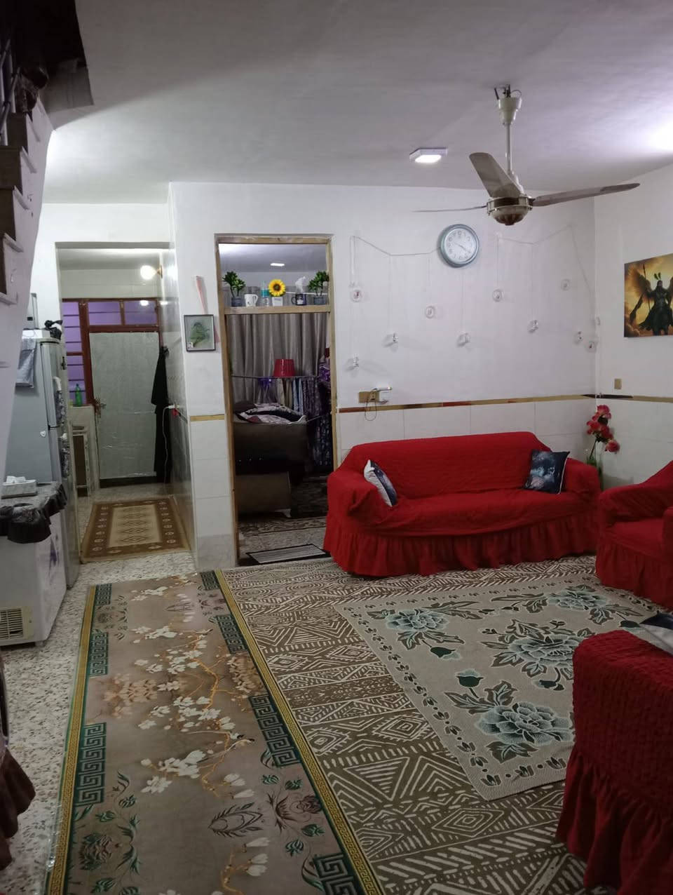 دار للبيع زراعي سند 25 وكالة من صاحب الأرض مساحته 150م 7,5 *20 عبارة عن وحدتين منفصلة بدرج بالكراج
الطابق الاول غرفتين  وهوال 6*7 مناور 2 خدمات  صحية ومطبخ مع منور واستقبال وتواليت خارجي
الطابق الثاني نفس تفاصيل الطابق الاول مع بيتونه 
البيت بناء حديث 24 وامانة الله بناء متعوب عليه وكامل من كل الخدمات شارع عرض 10متر  العنوان الزعفرانية نهاية الاربع شوارع خلف مول كرارة سعر 175 مليون  للتواصل ***********
