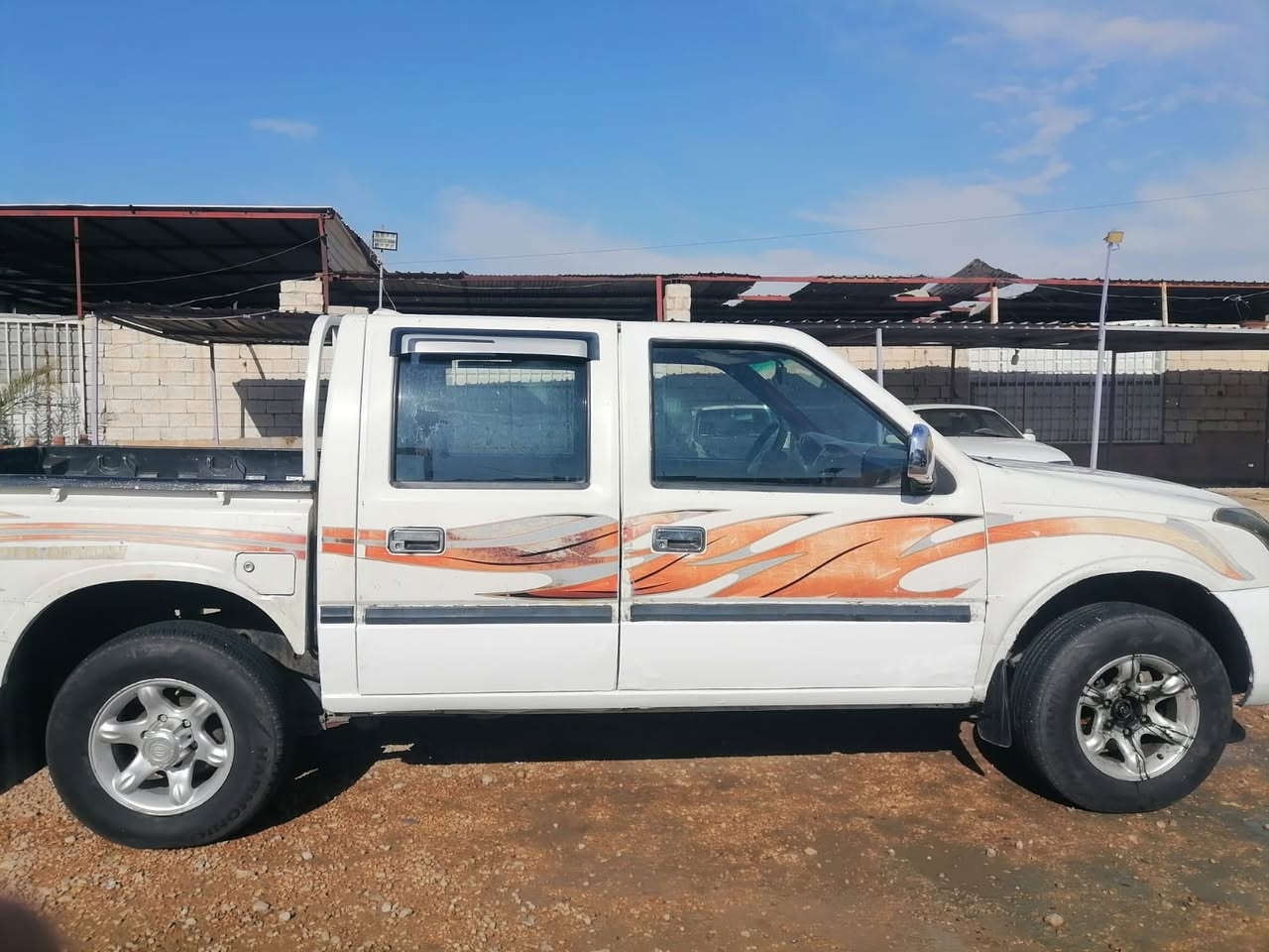 بيكم كنو موديل 2009 رقم بغداد تحويل ثاني يوم محرك بخاخ كير عادي السياره نضيفه وحلوه السعر 42 وبيه مجال العنوان الأنبار الرمادي شارع الجرايشي قرب مطعم الفلوجه (معرض الغيث المركزي) ‭ ***********
