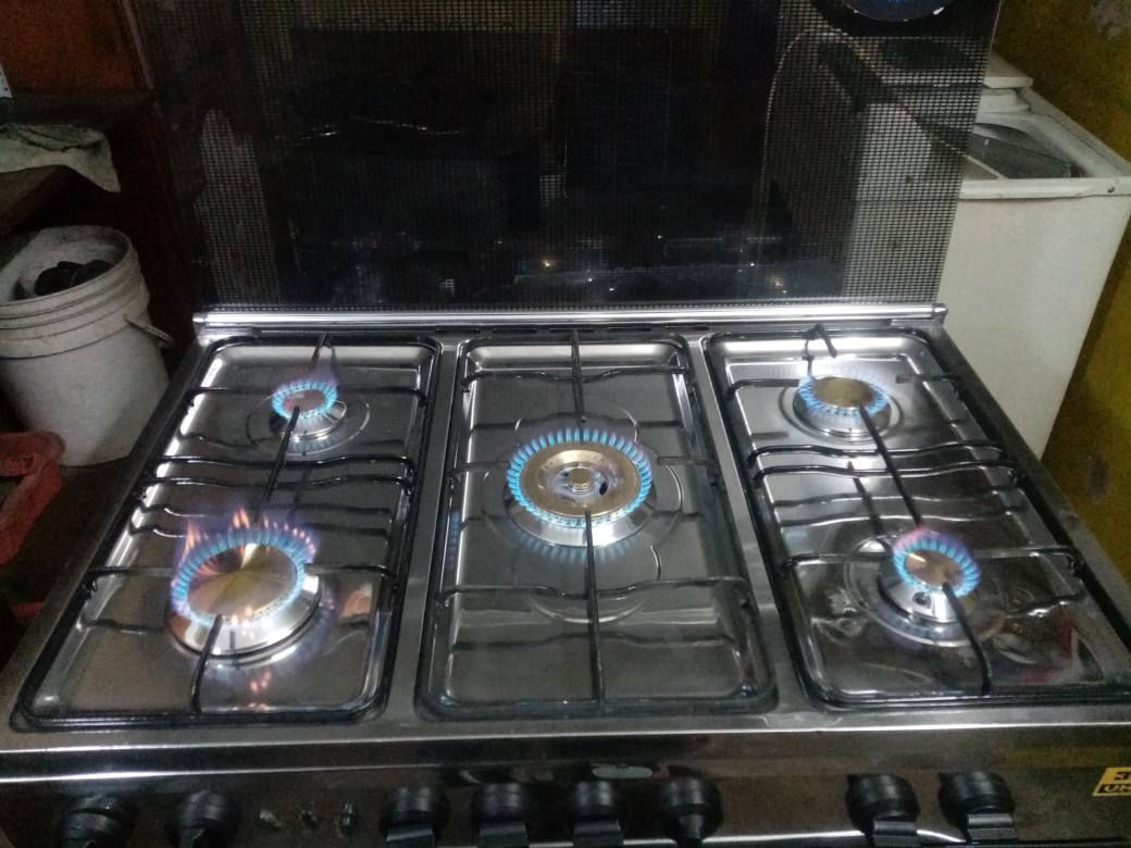 طباخ للبيع نوعية فريش درجة اولئ ضمان اسبوع عنوان كراج الشمال ***********
