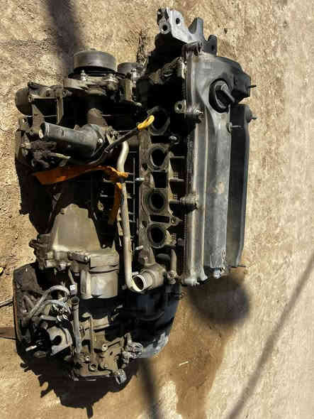 السلام عليكم  كير ومحرك كامري تفصيح   سعر 5 اوراق وبيةة مجال شراي اتصل ع الرقم ***********
