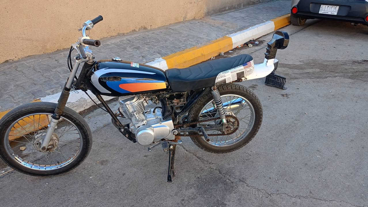 السلام عليكم دراجه للبيع ***********
